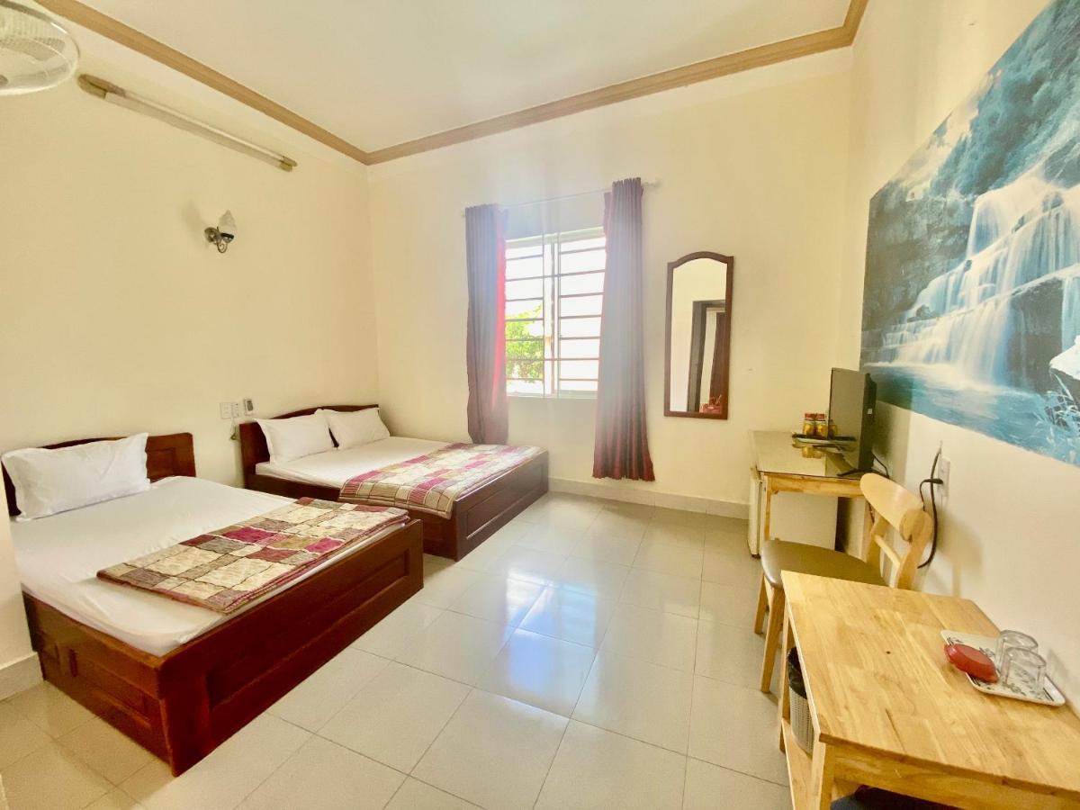 Khach San Ban Me Xanh Hotell Buon Ma Thuot Eksteriør bilde