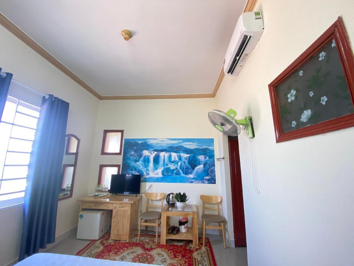 Khach San Ban Me Xanh Hotell Buon Ma Thuot Eksteriør bilde