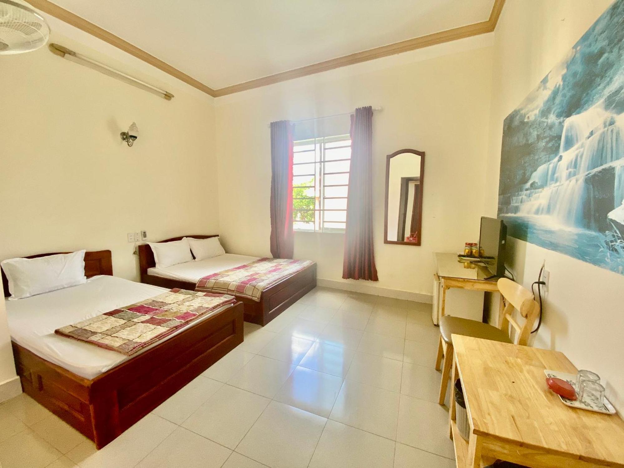 Khach San Ban Me Xanh Hotell Buon Ma Thuot Eksteriør bilde
