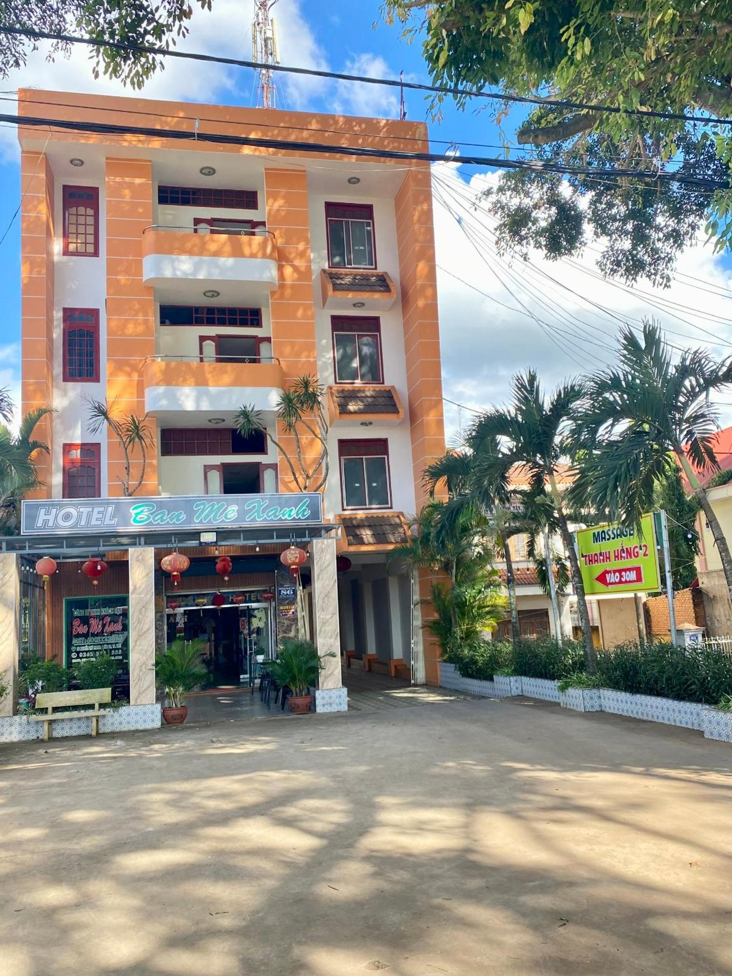 Khach San Ban Me Xanh Hotell Buon Ma Thuot Eksteriør bilde