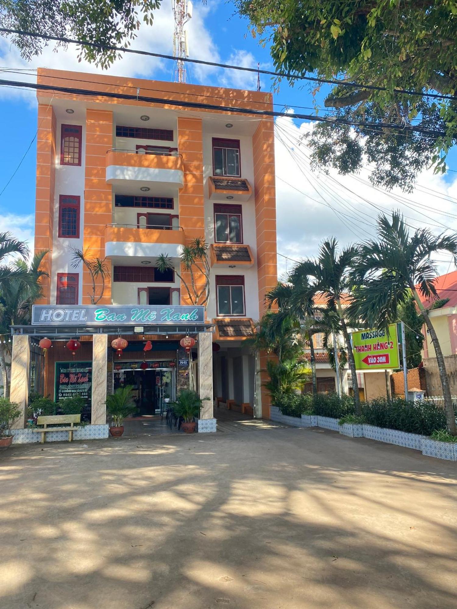 Khach San Ban Me Xanh Hotell Buon Ma Thuot Eksteriør bilde